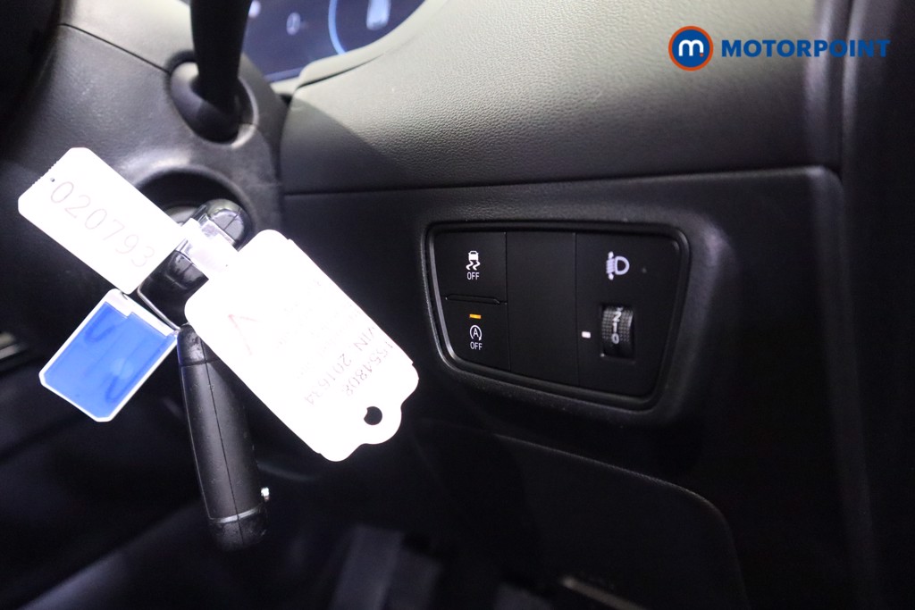Hyundai Tucson Se Connect Manual Petrol SUV - Stock Number (1554808) - 4th supplementary image
