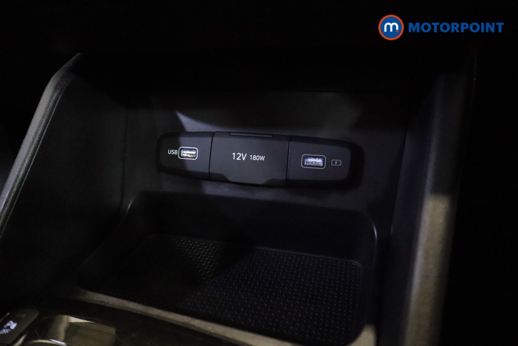 Hyundai Tucson Se Connect Manual Petrol SUV - Stock Number (1554808) - 19th supplementary image