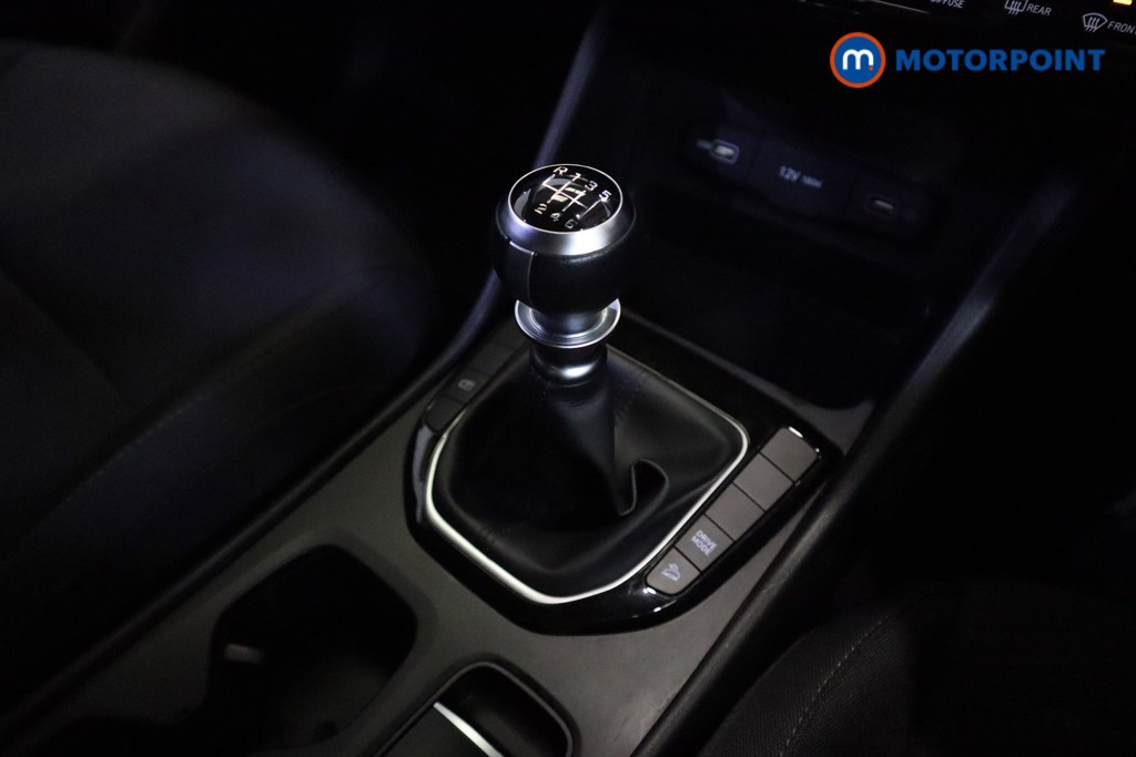 Hyundai Tucson Se Connect Manual Petrol SUV - Stock Number (1554808) - 20th supplementary image