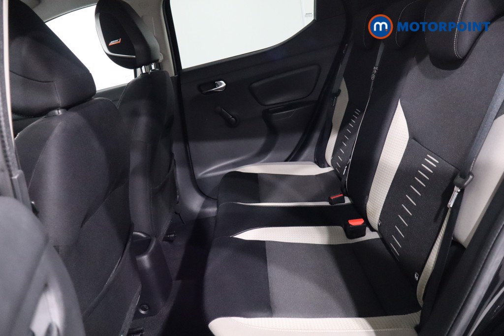 Nissan Micra Tekna Manual Petrol Hatchback - Stock Number (1554811) - 5th supplementary image