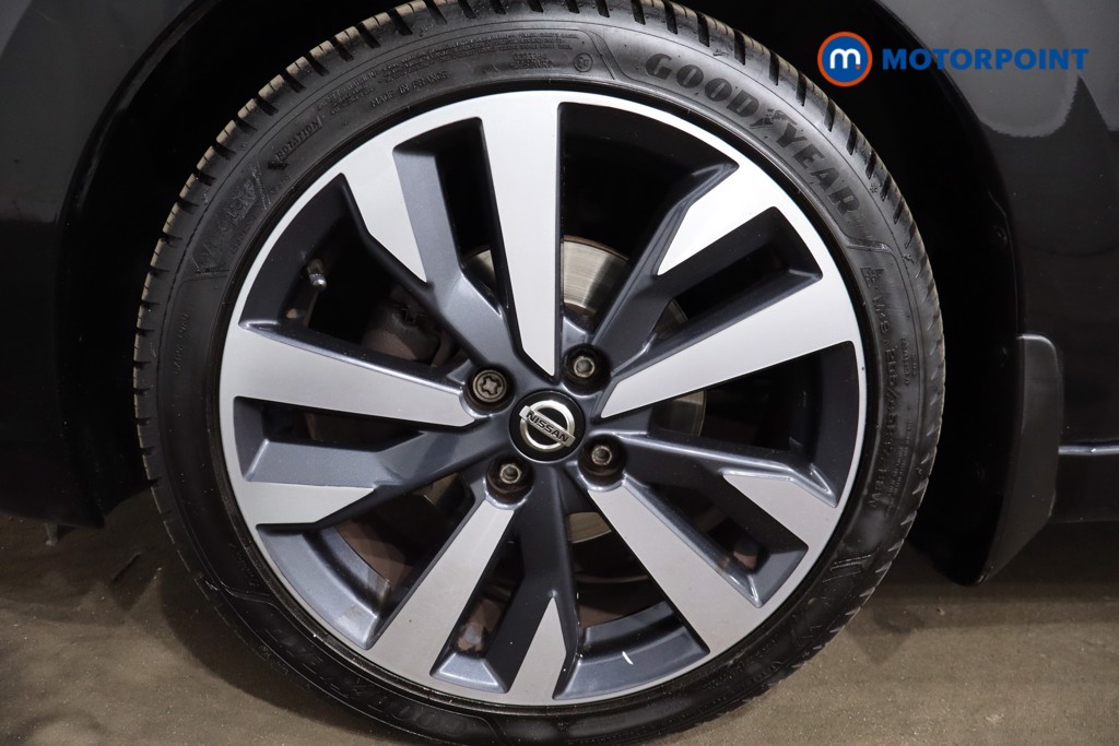 Nissan Micra Tekna Manual Petrol Hatchback - Stock Number (1554811) - 11th supplementary image
