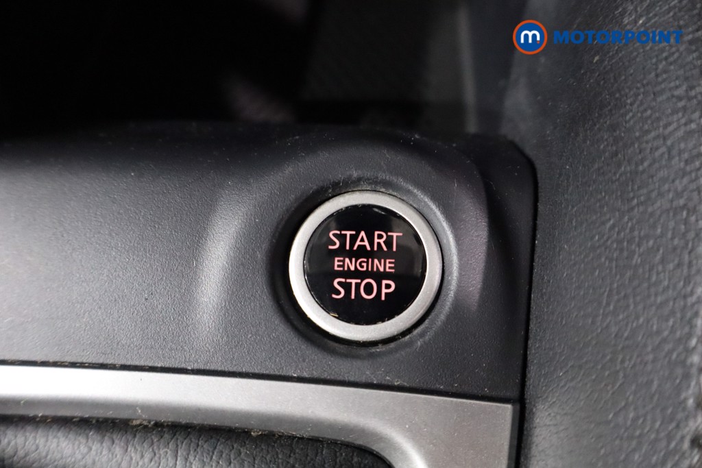 Nissan Micra Tekna Manual Petrol Hatchback - Stock Number (1554811) - 13th supplementary image