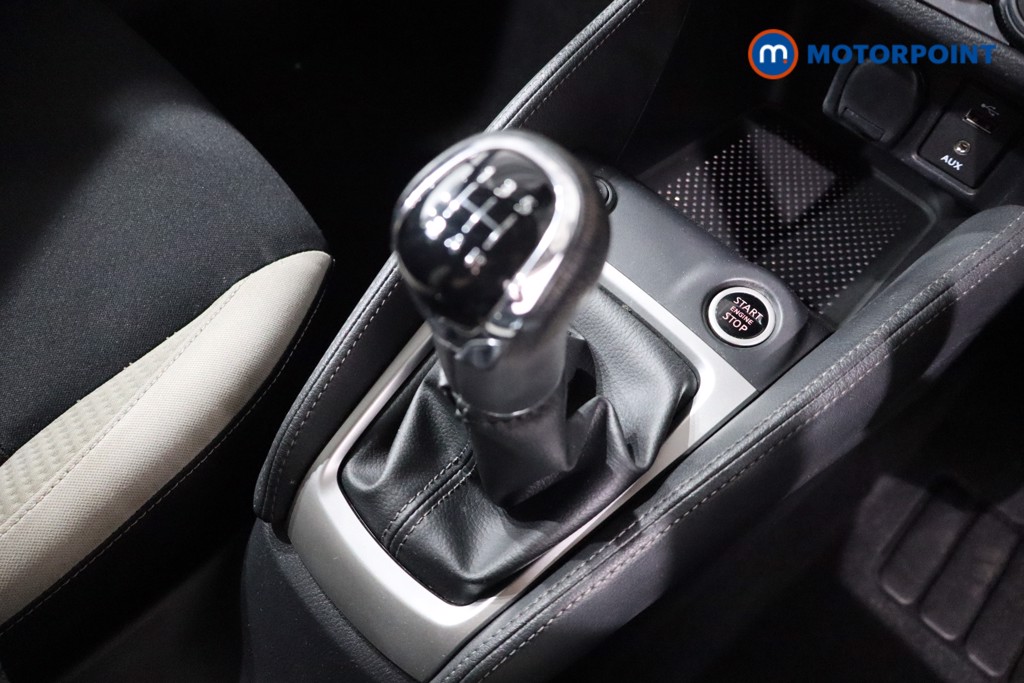 Nissan Micra Tekna Manual Petrol Hatchback - Stock Number (1554811) - 14th supplementary image