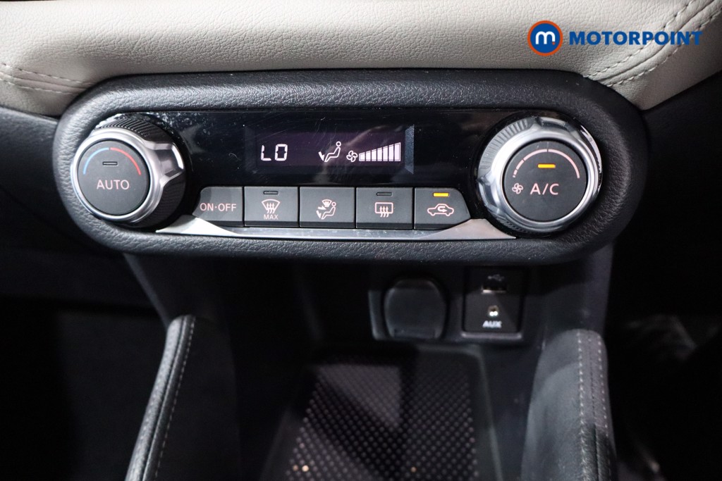 Nissan Micra Tekna Manual Petrol Hatchback - Stock Number (1554811) - 15th supplementary image