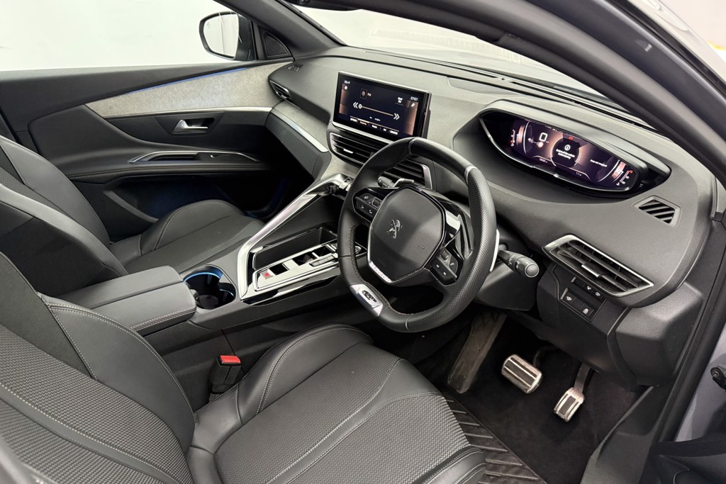 Peugeot 3008 GT Automatic Diesel SUV - Stock Number (1554821) - 1st supplementary image