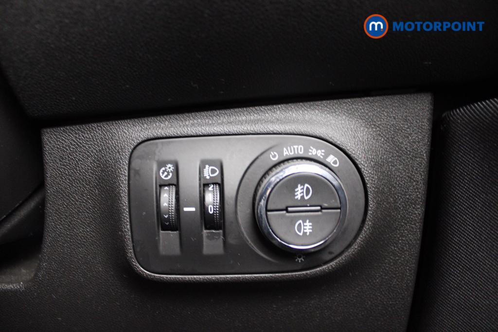 Vauxhall Corsa SRI Manual Petrol Hatchback - Stock Number (1554962) - 15th supplementary image