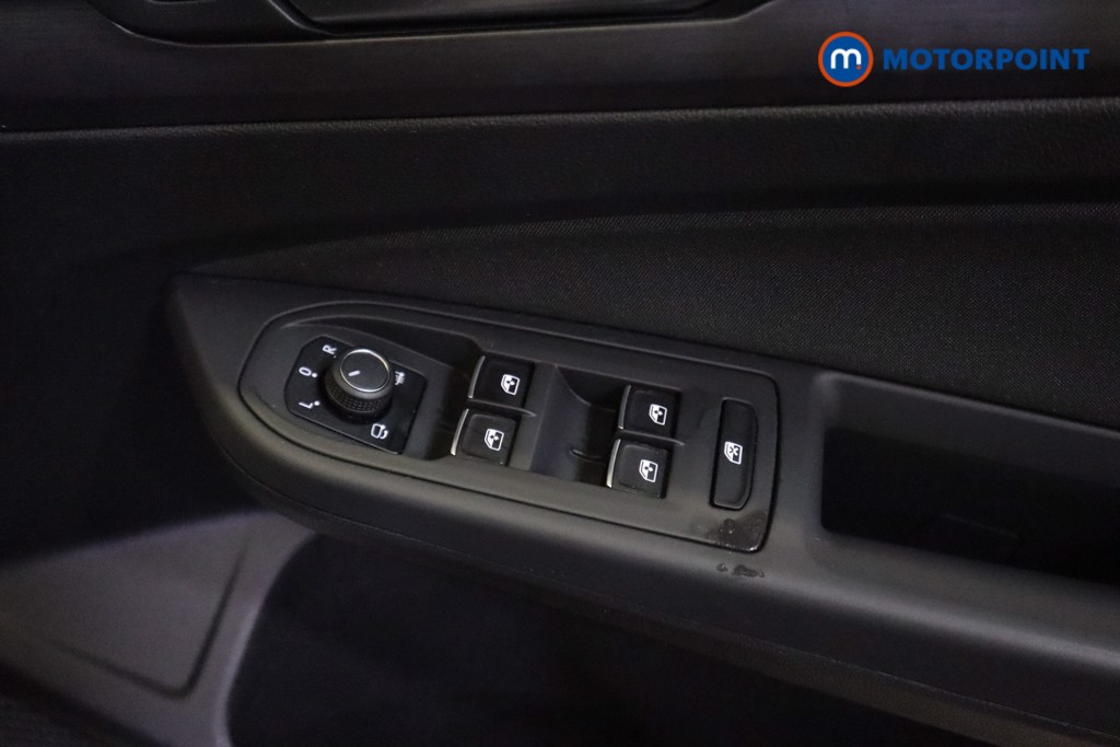 Volkswagen Golf Style Automatic Diesel Hatchback - Stock Number (1554996) - 3rd supplementary image