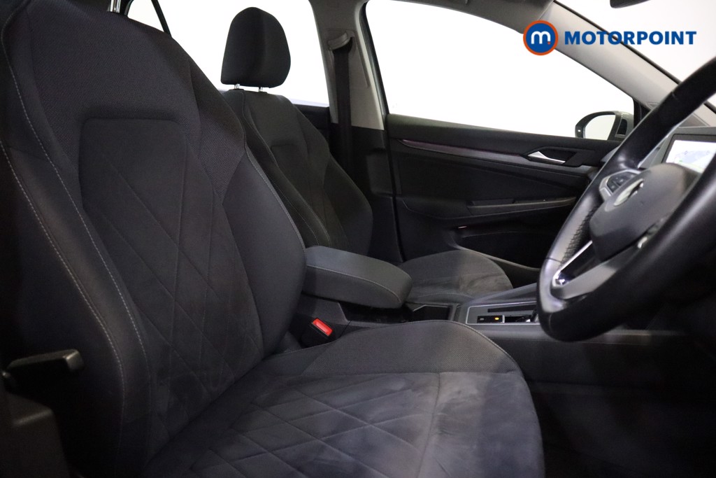 Volkswagen Golf Style Automatic Diesel Hatchback - Stock Number (1554996) - 5th supplementary image