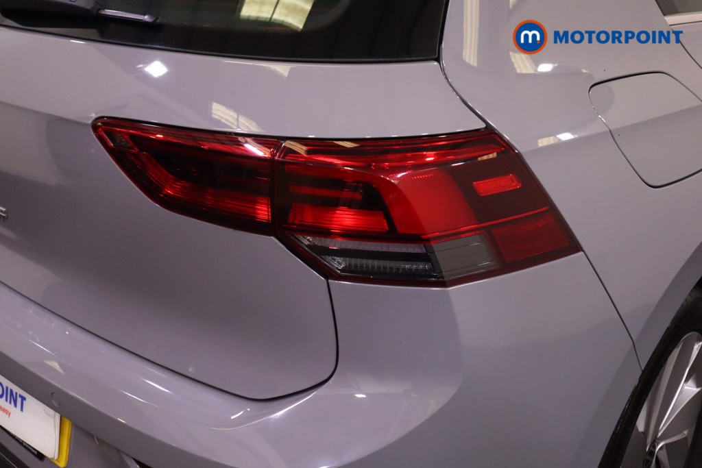 Volkswagen Golf Style Automatic Diesel Hatchback - Stock Number (1554996) - 32nd supplementary image