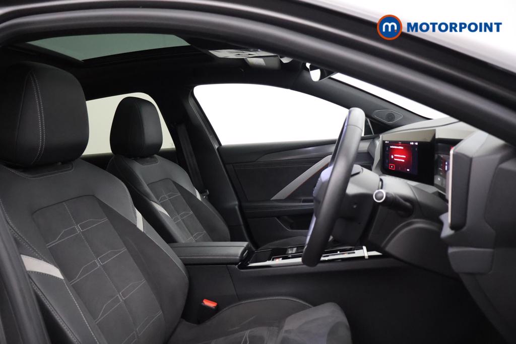 Vauxhall Astra Ultimate Automatic Electric Hatchback - Stock Number (1555191) - 11th supplementary image