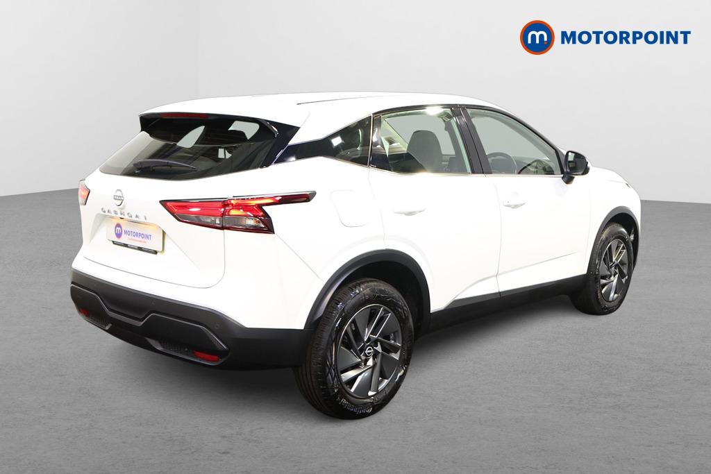 Nissan Qashqai Acenta Premium Automatic Petrol SUV - Stock Number (1555258) - Drivers side rear corner