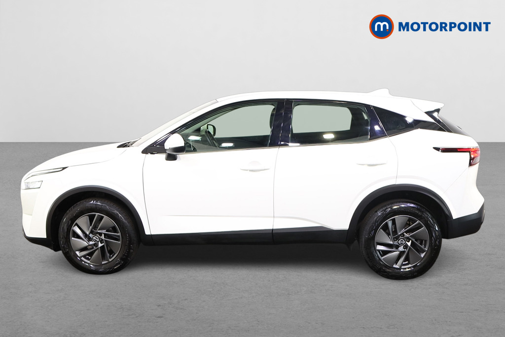 Nissan Qashqai Acenta Premium Automatic Petrol SUV - Stock Number (1555258) - Passenger side