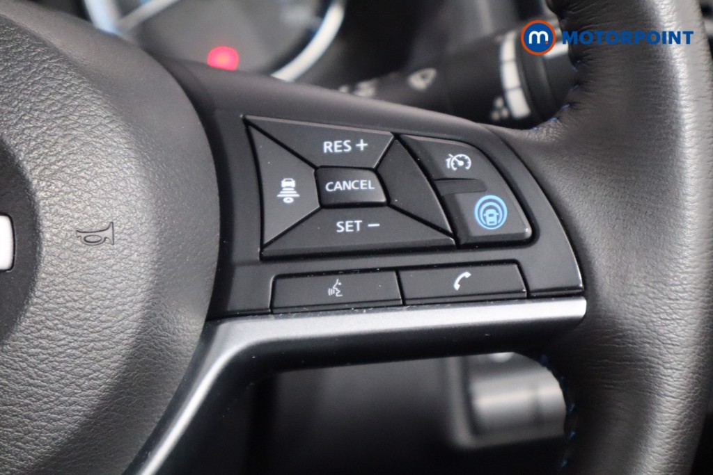 Nissan Leaf Tekna Automatic Electric Hatchback - Stock Number (1555608) - 8th supplementary image