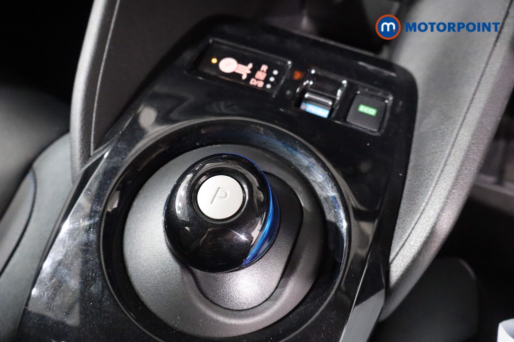 Nissan Leaf Tekna Automatic Electric Hatchback - Stock Number (1555608) - 14th supplementary image