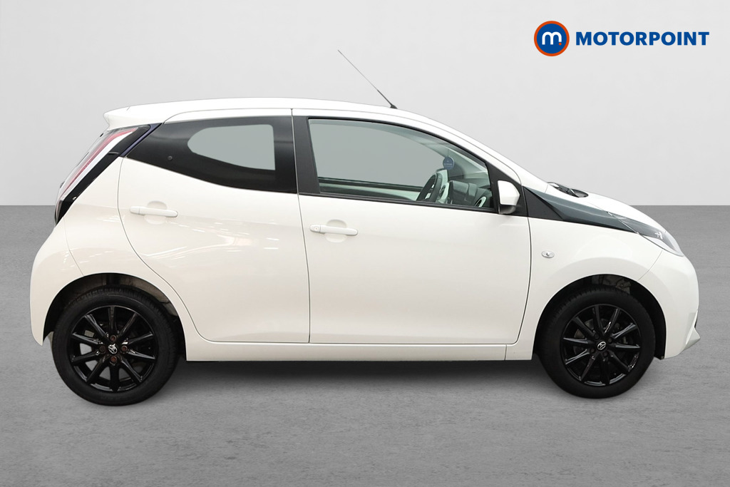 Toyota Aygo X-Style Manual Petrol Hatchback - Stock Number (1555732) - Drivers side