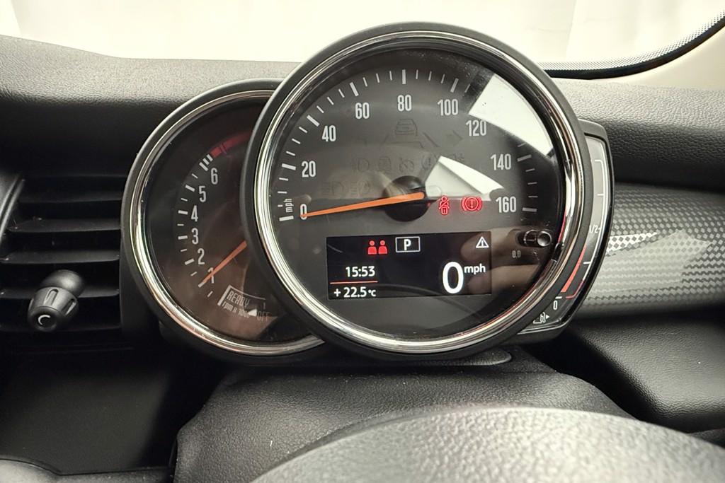Mini Hatchback Cooper Classic Automatic Petrol Hatchback - Stock Number (1555738) - 6th supplementary image