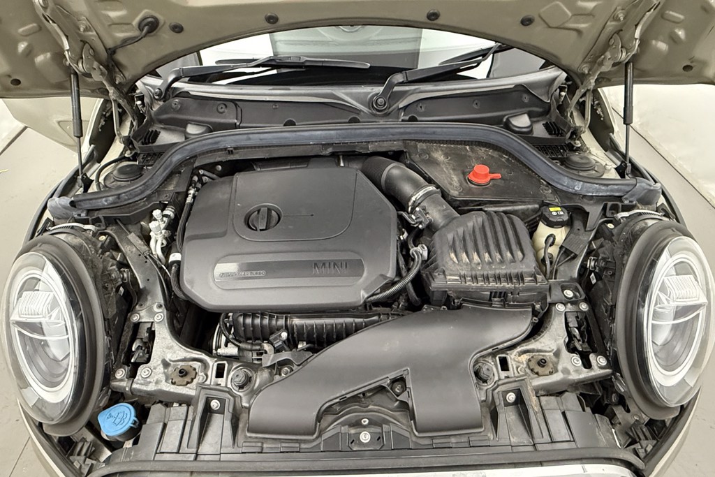 Mini Hatchback Cooper Classic Automatic Petrol Hatchback - Stock Number (1555738) - 27th supplementary image