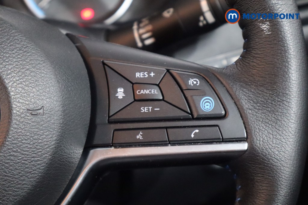 Nissan Leaf Tekna Automatic Electric Hatchback - Stock Number (1556250) - 8th supplementary image