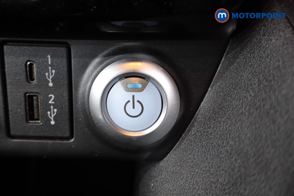 Nissan Leaf Tekna Automatic Electric Hatchback - Stock Number (1556250) - 13th supplementary image