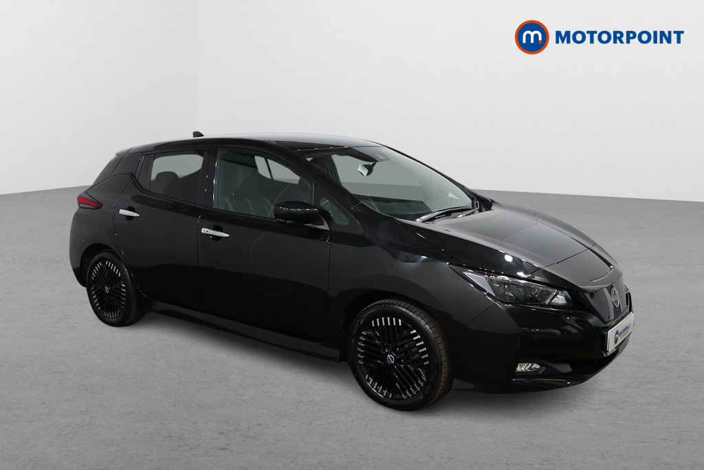 Nissan Leaf Tekna Automatic Electric Hatchback - Stock Number (1556250) - Drivers side front corner