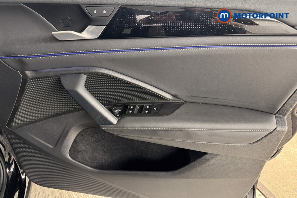 Volkswagen Tiguan R-Line Automatic Petrol SUV - Stock Number (1556375) - 15th supplementary image
