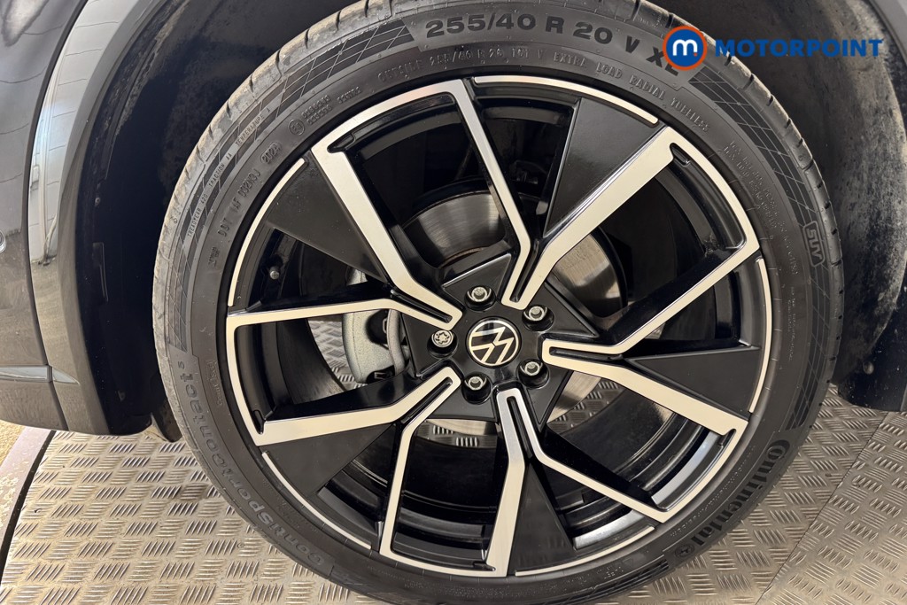 Volkswagen Tiguan R-Line Automatic Petrol SUV - Stock Number (1556375) - 24th supplementary image