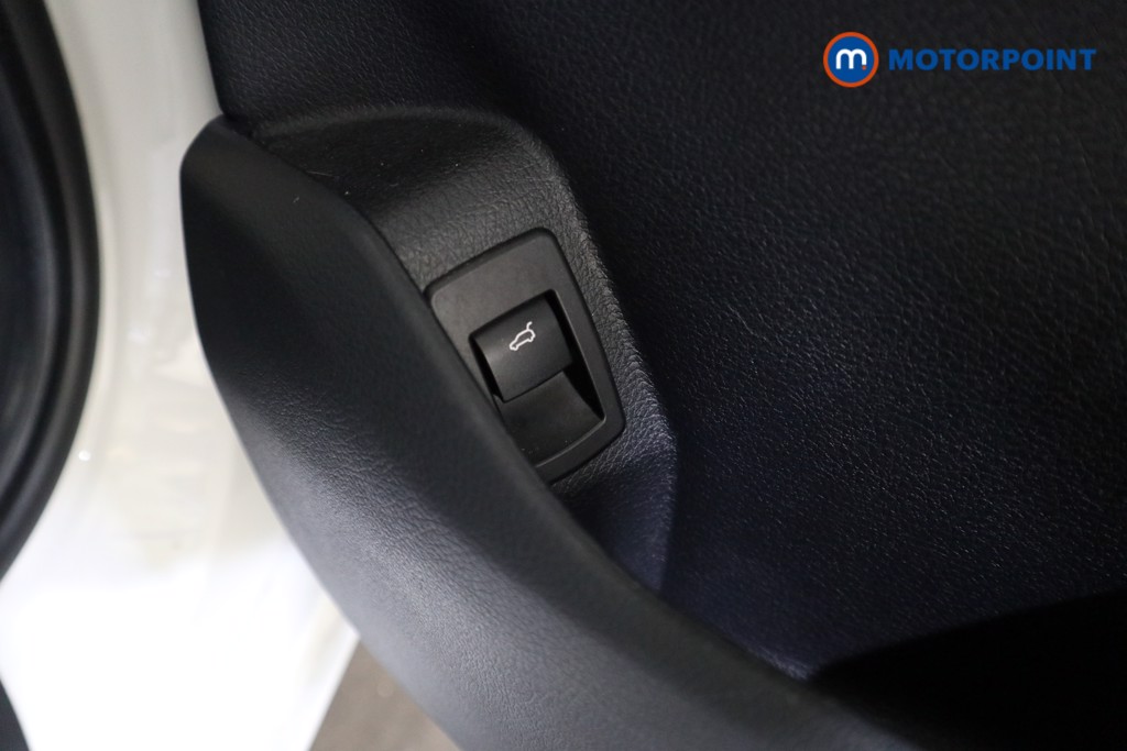 BMW 2 Series Luxury Automatic Petrol People Carrier - Stock Number (1556498) - 12th supplementary image