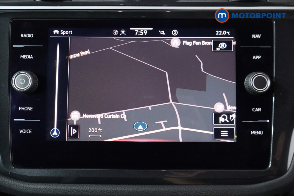 Volkswagen Tiguan R-Line Automatic Petrol SUV - Stock Number (1556565) - 2nd supplementary image