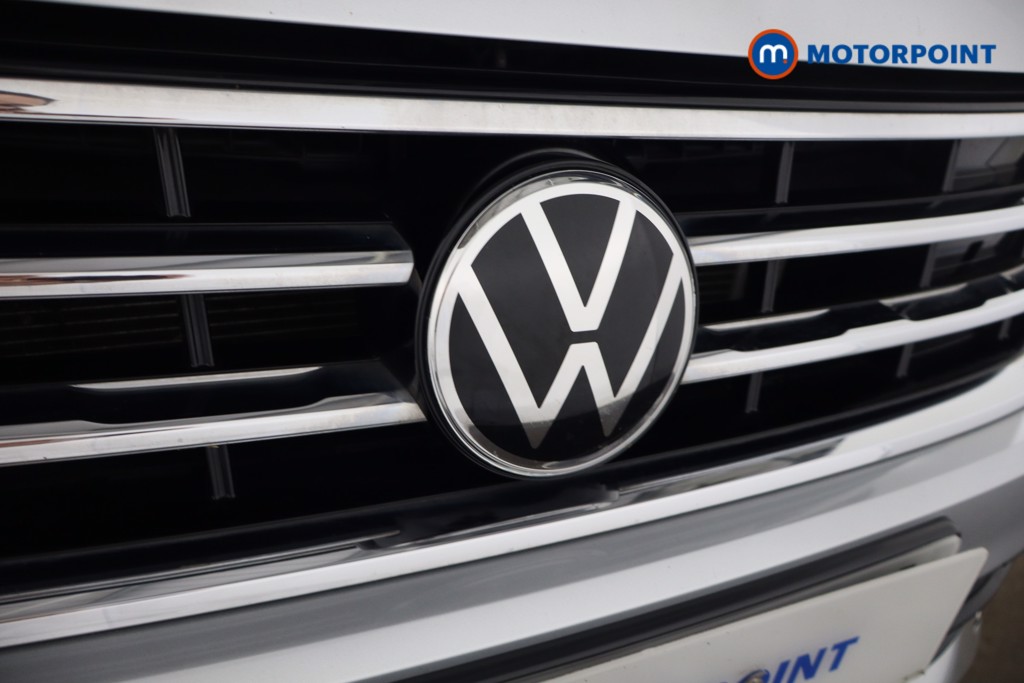 Volkswagen Tiguan R-Line Automatic Petrol SUV - Stock Number (1556565) - 22nd supplementary image