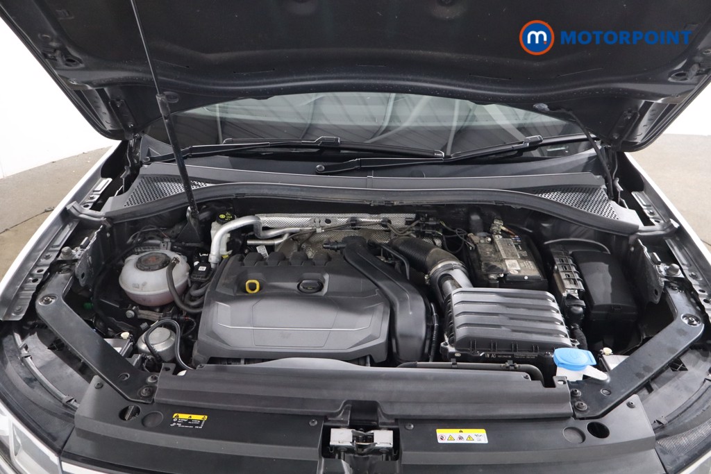 Volkswagen Tiguan R-Line Automatic Petrol SUV - Stock Number (1556565) - 24th supplementary image