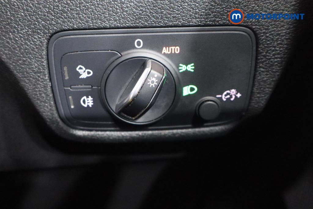 Audi Q2 S Line Manual Petrol SUV - Stock Number (1556596) - 13th supplementary image