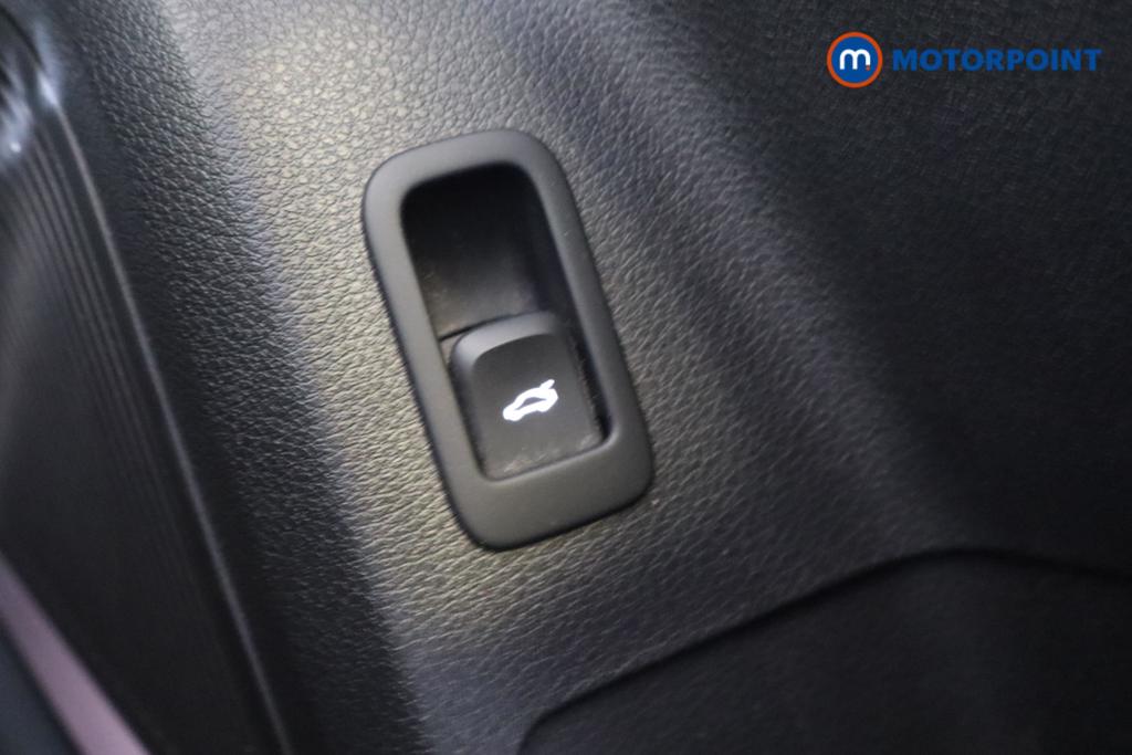 Audi Q2 S Line Manual Petrol SUV - Stock Number (1556596) - 16th supplementary image