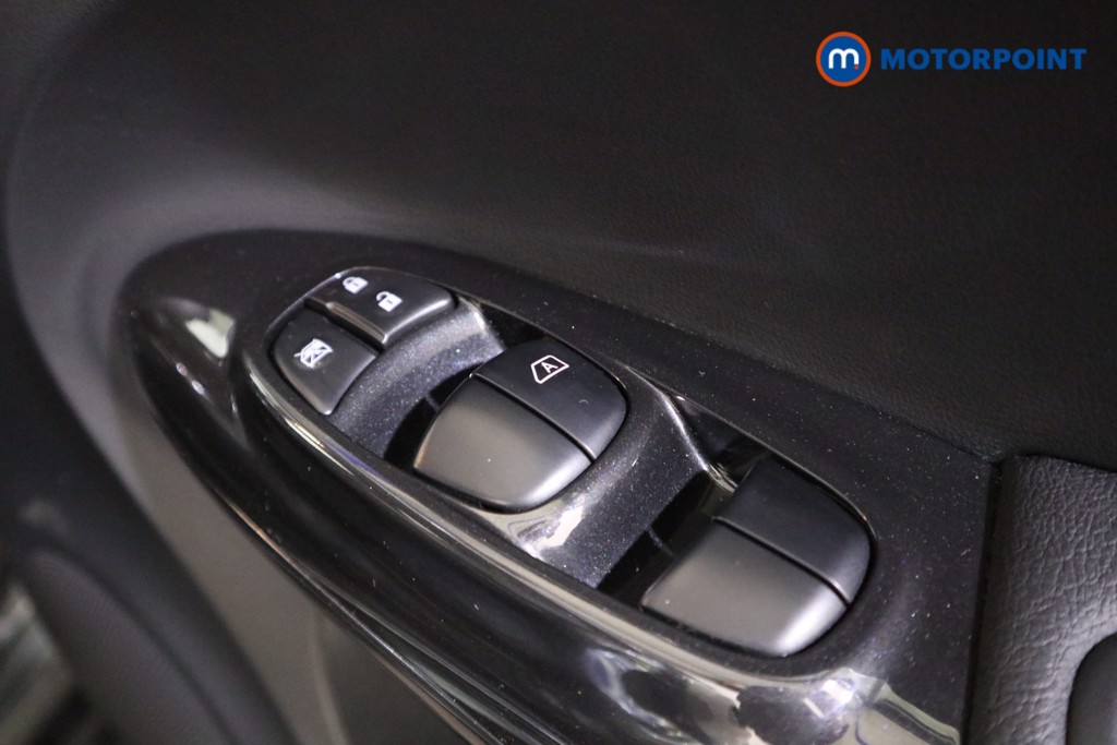 Nissan Juke Tekna Manual Diesel SUV - Stock Number (1556612) - 10th supplementary image