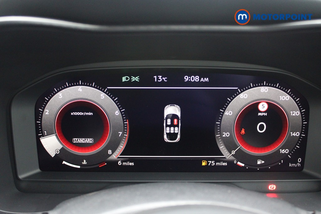 Nissan Juke Tekna Manual Petrol SUV - Stock Number (1556768) - 4th supplementary image