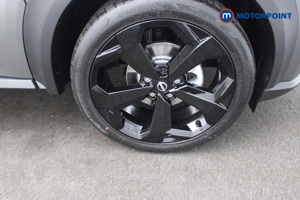 Nissan Juke Tekna Manual Petrol SUV - Stock Number (1556768) - 23rd supplementary image
