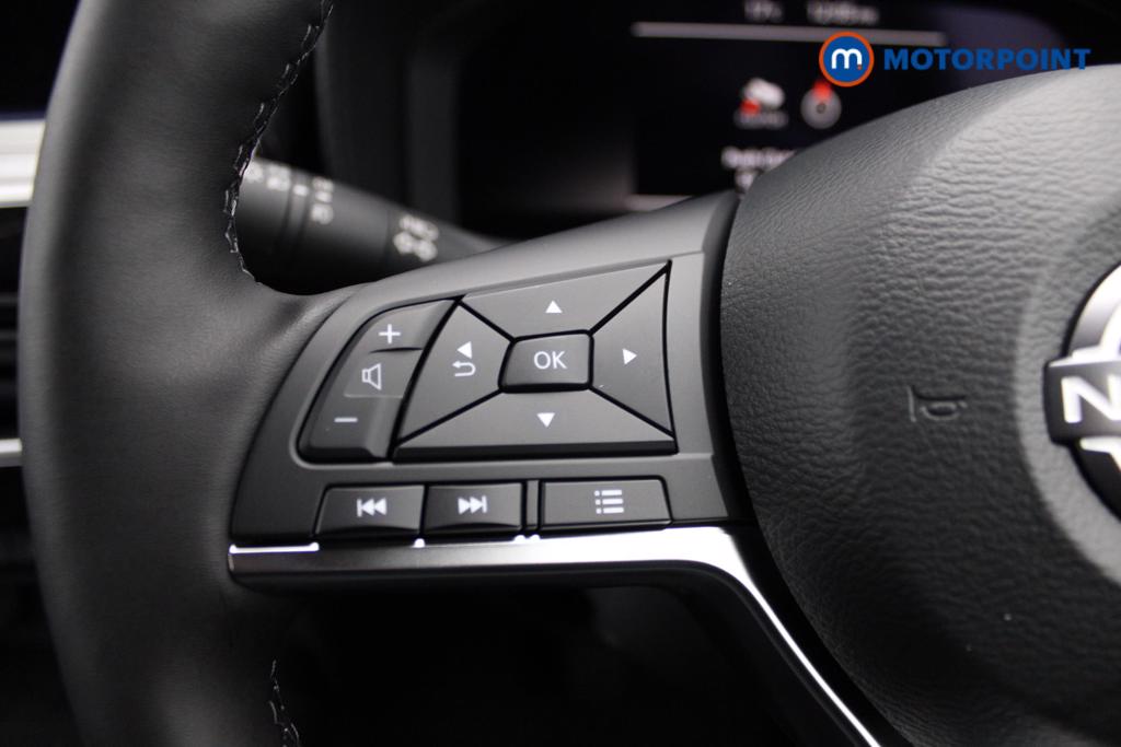Nissan Juke Tekna Manual Petrol SUV - Stock Number (1556769) - 14th supplementary image
