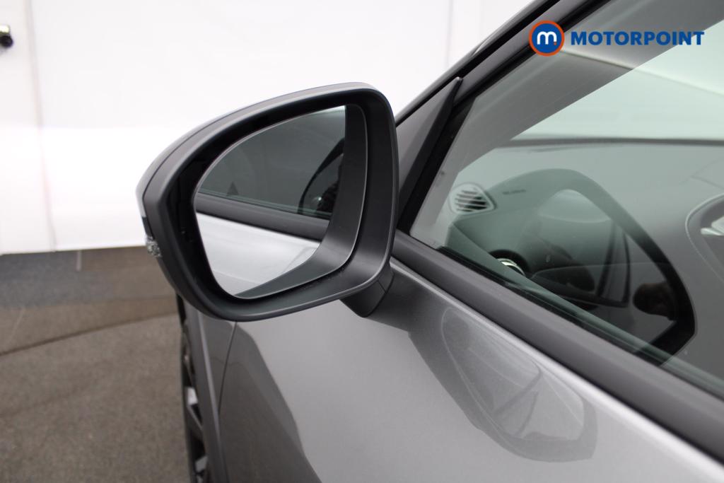 Nissan Juke Tekna Manual Petrol SUV - Stock Number (1556769) - 30th supplementary image
