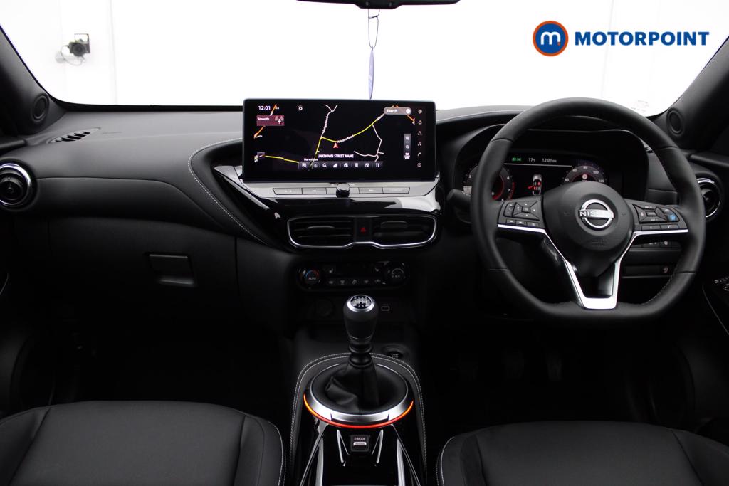 Nissan Juke Tekna Manual Petrol SUV - Stock Number (1556769) - 1st supplementary image