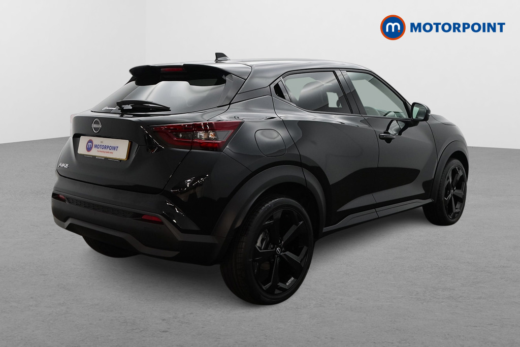 Nissan Juke Tekna Manual Petrol SUV - Stock Number (1556771) - Drivers side rear corner
