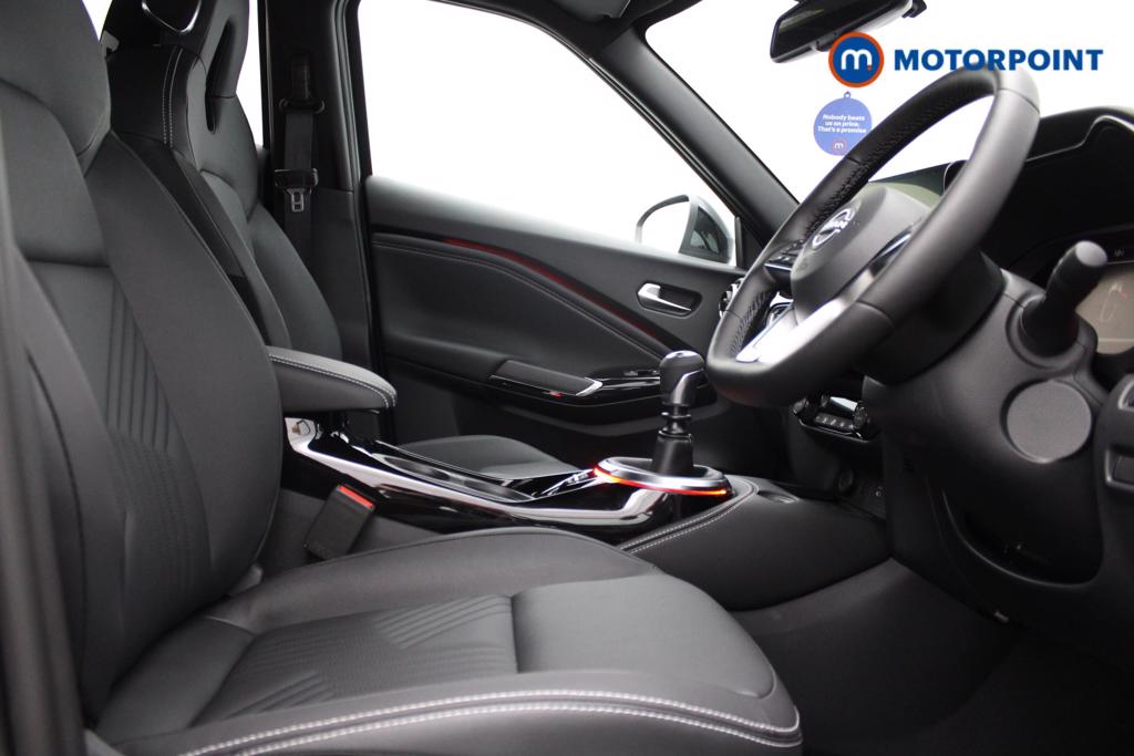 Nissan Juke Tekna Manual Petrol SUV - Stock Number (1556773) - 8th supplementary image