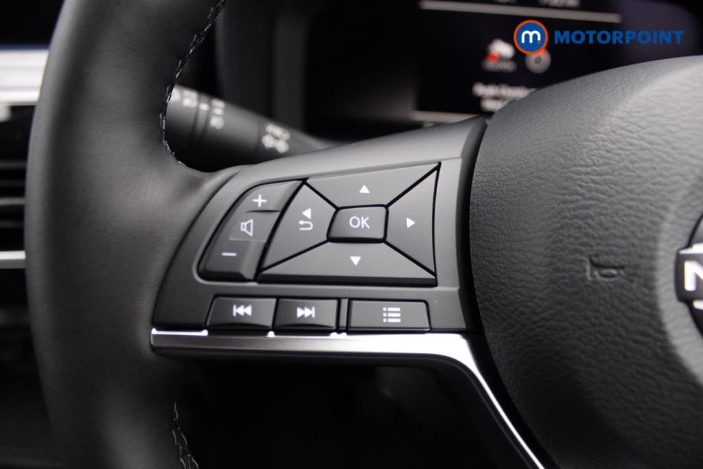 Nissan Juke Tekna Manual Petrol SUV - Stock Number (1556773) - 14th supplementary image