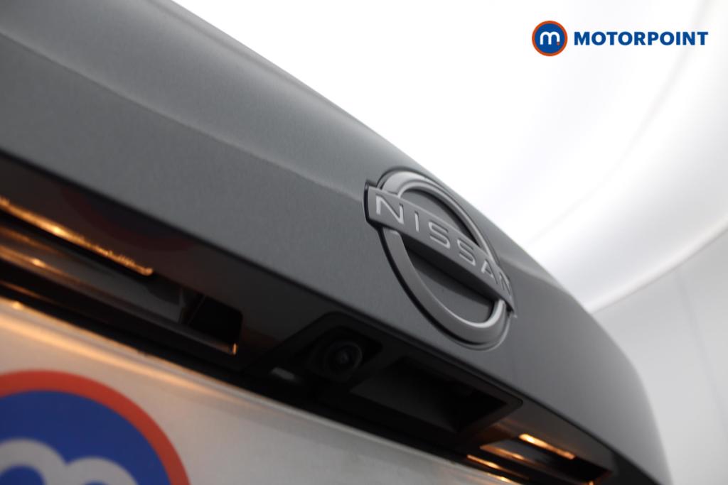 Nissan Juke Tekna Manual Petrol SUV - Stock Number (1556773) - 28th supplementary image