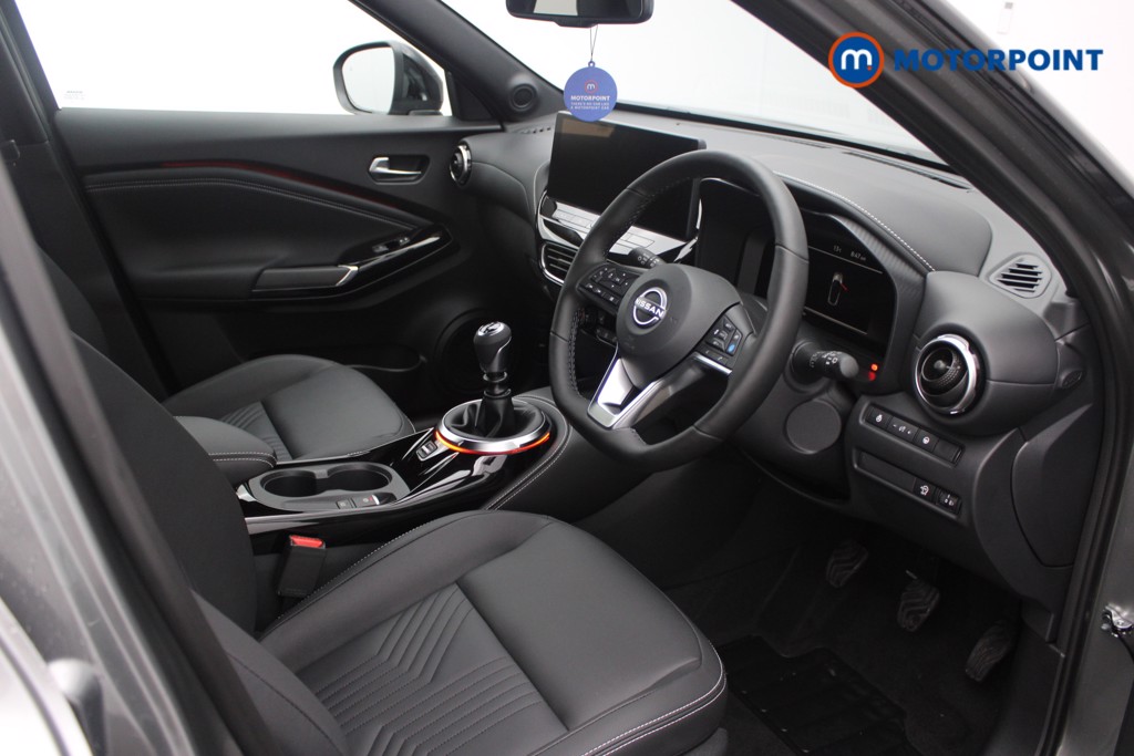 Nissan Juke Tekna Manual Petrol SUV - Stock Number (1556776) - 3rd supplementary image