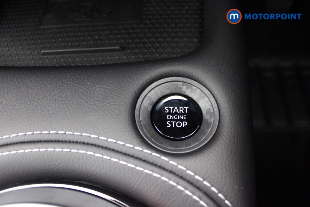 Nissan Juke Tekna Manual Petrol SUV - Stock Number (1556776) - 13th supplementary image