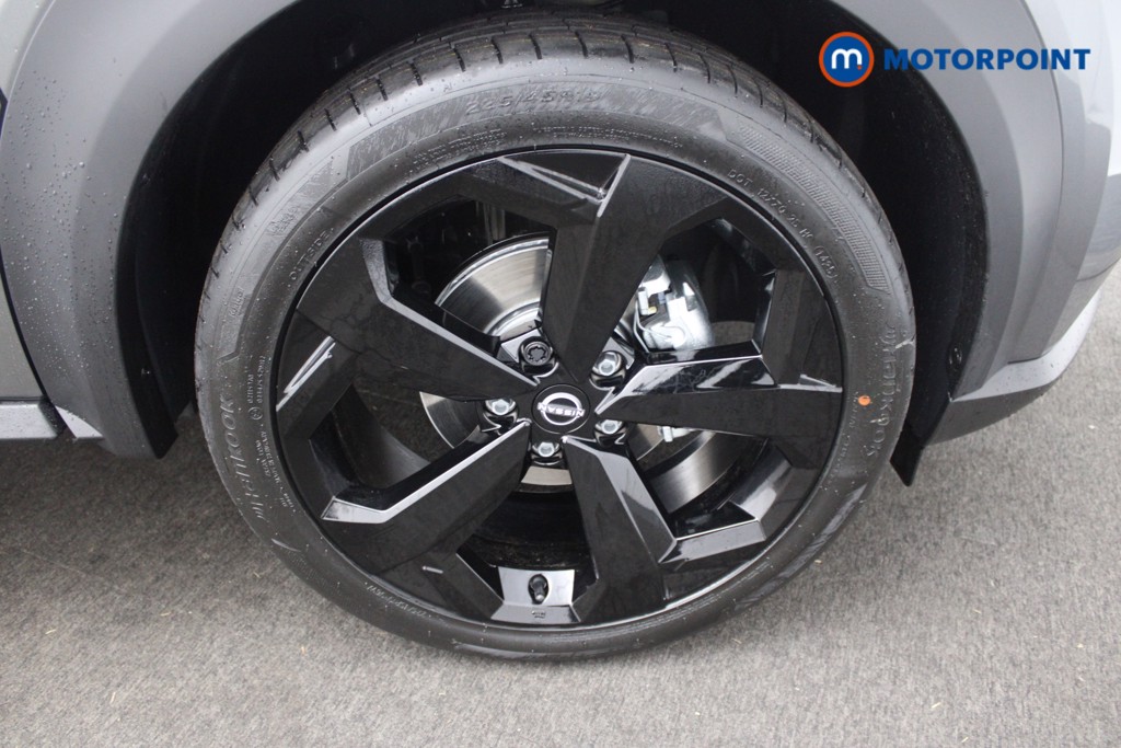Nissan Juke Tekna Manual Petrol SUV - Stock Number (1556776) - 23rd supplementary image