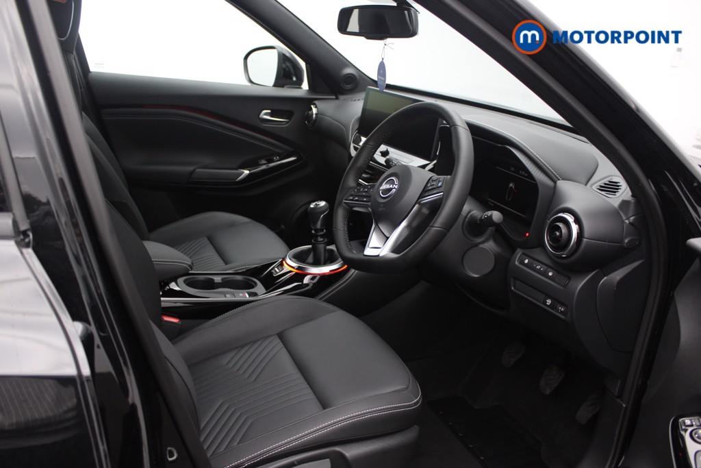 Nissan Juke Tekna Manual Petrol SUV - Stock Number (1556777) - 3rd supplementary image