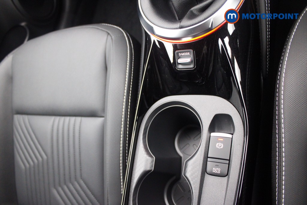 Nissan Juke Tekna Manual Petrol SUV - Stock Number (1556777) - 15th supplementary image