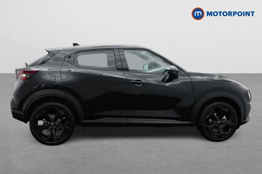 Nissan Juke Tekna Manual Petrol SUV - Stock Number (1556777) - Drivers side