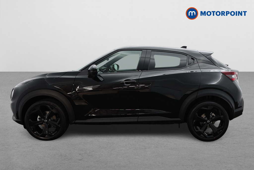 Nissan Juke Tekna Manual Petrol SUV - Stock Number (1556777) - Passenger side
