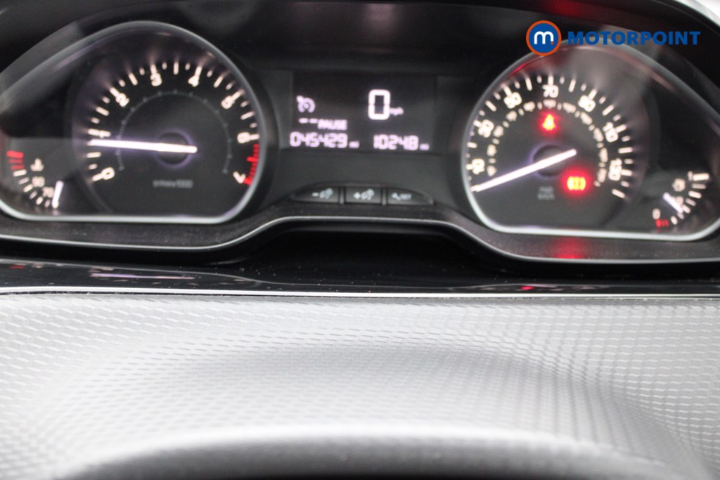 Peugeot 208 Xs-White Manual Petrol Hatchback - Stock Number (1556800) - 4th supplementary image